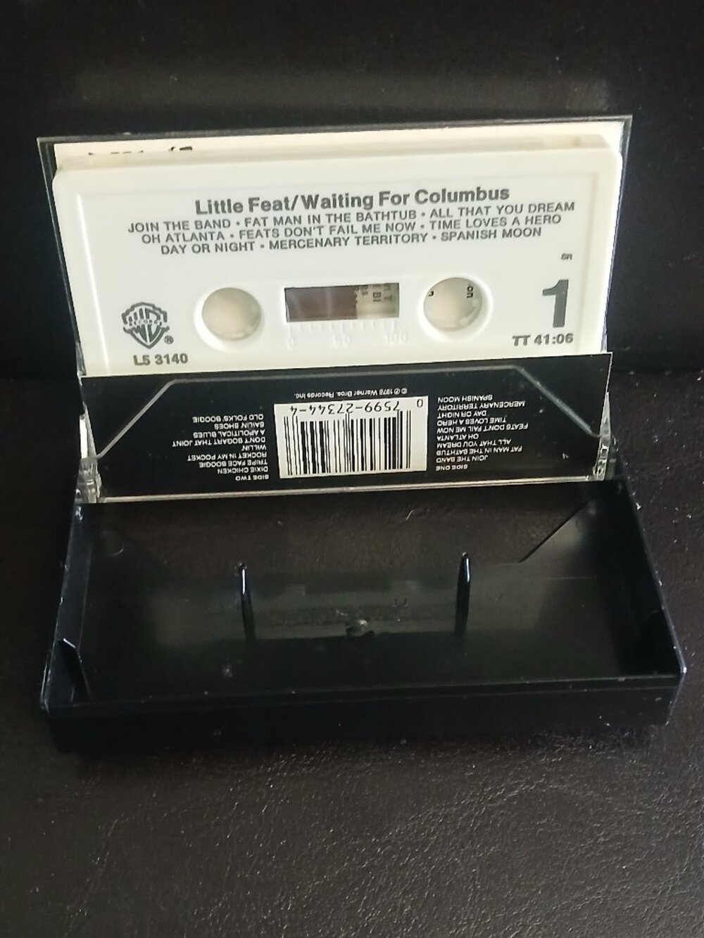Little feat waiting for Columbus audio cassette - Picture 2 of 2